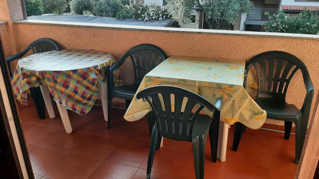 Pressi Aeroporto Costa Smeralda Olbia Zewnętrze zdjęcie