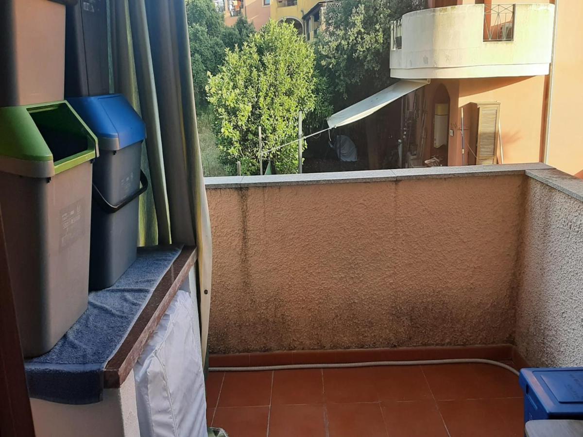 Pressi Aeroporto Costa Smeralda Olbia Zewnętrze zdjęcie